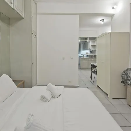 Mavili Square Apartment